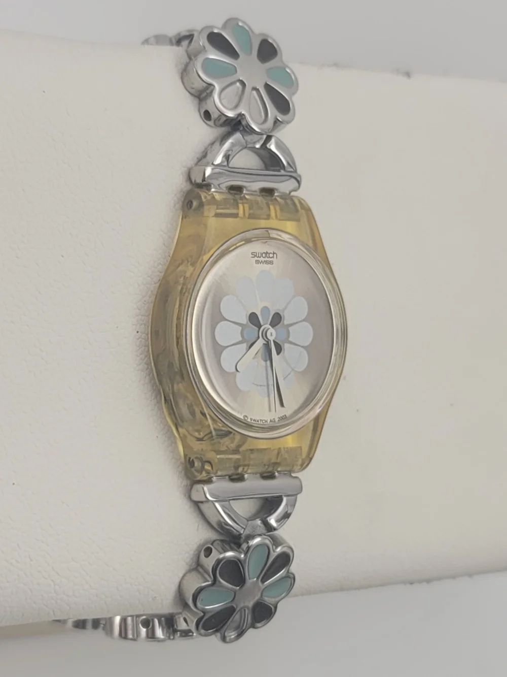 Vintage Swatch Daisy Touch LK245G Ladies Floral Dial Bracelet Watch 2003